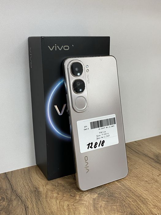 Vivo v40 lite 128/8 с коробкой