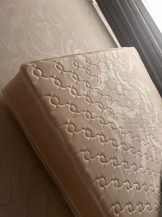 Матрас б/у 170*200