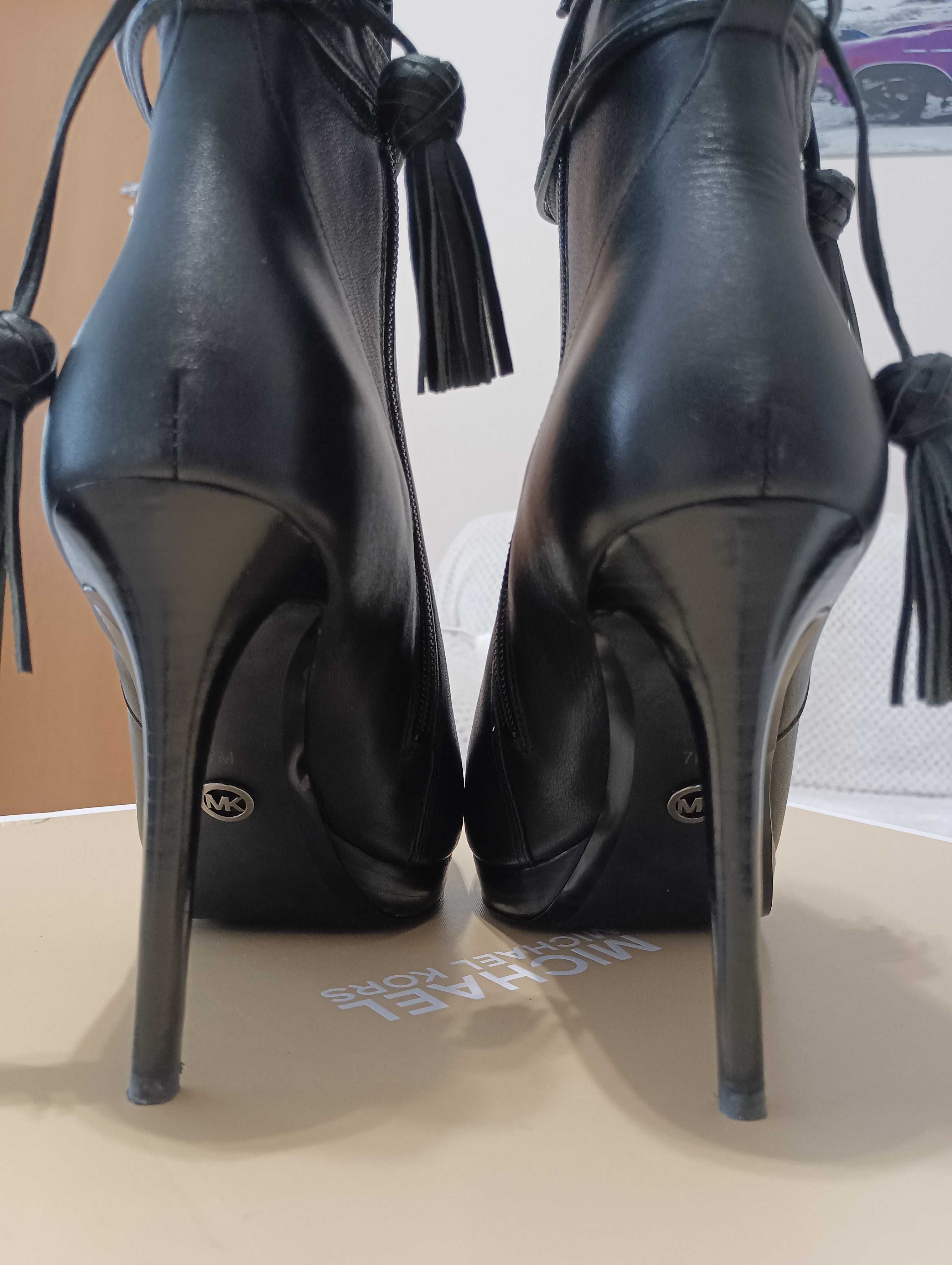 Ботуши Michael Kors , 37 номер