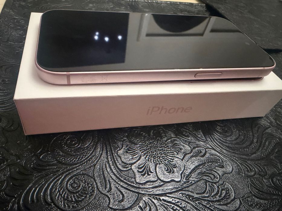 iPhone 15 Pink 128GB