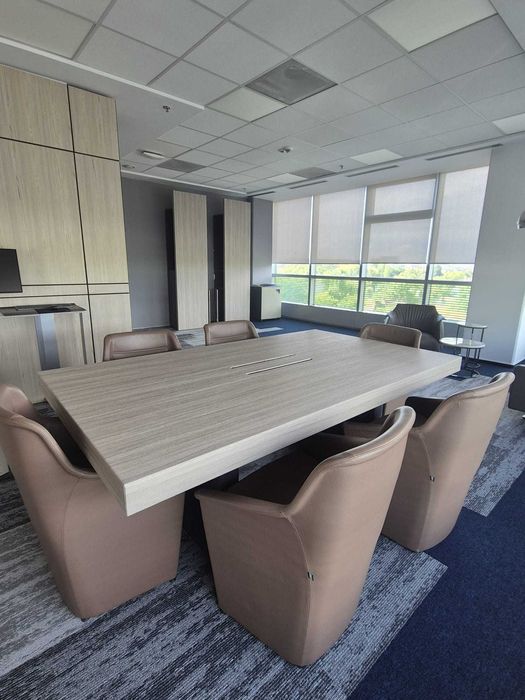 Masa + fotolii colecția JERA, LAS Mobili (Italia), pentru cunoscatori