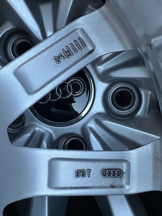 Jante Audi R18 *S-Line* anvelope iarna 245/40/18 Goodyear dot 2024