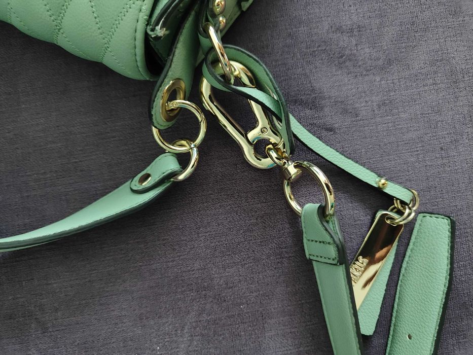 Poseta superba Steve Madden