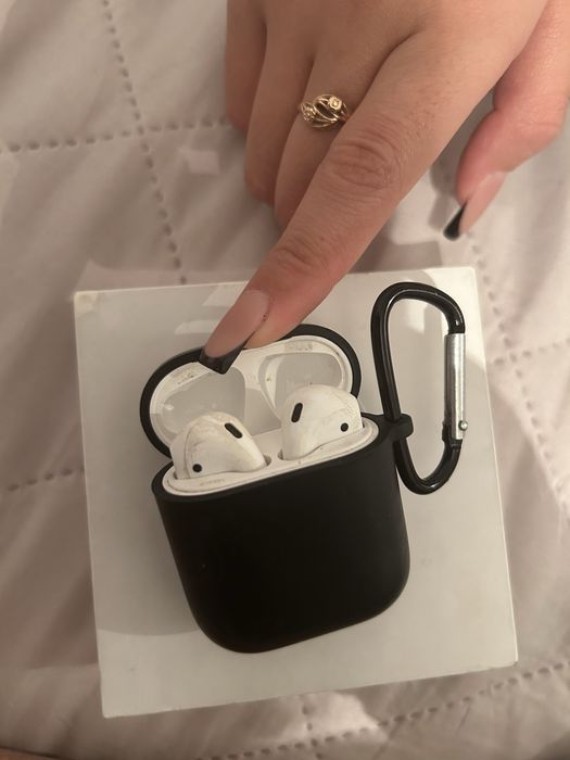 Оригинал Airpods 2