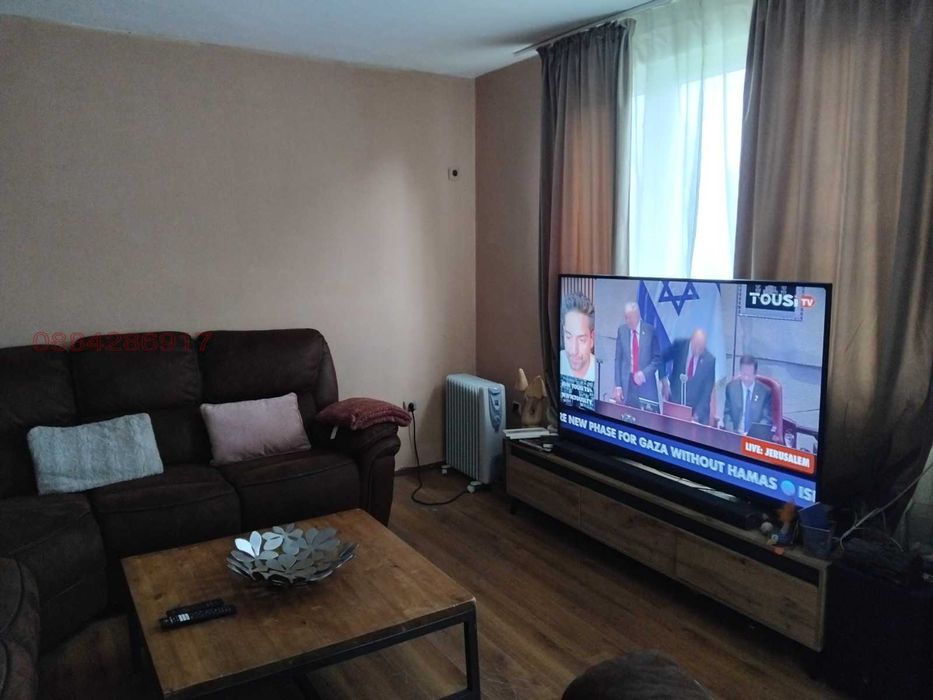 Продава се Къща в Кюстендил, Върташево - 210 кв.м за 1072 €/кв.м - Снимка #2