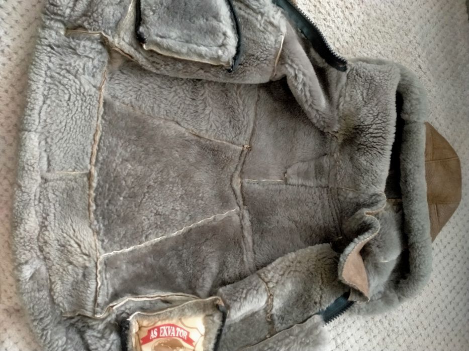 Продам детскую натуральную дублёнку