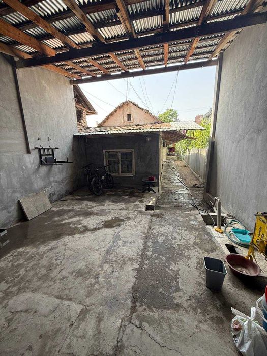 Kvartira: Talaba va Ishlaydiganlarga Ijaraga faqat Bolaga  900000
