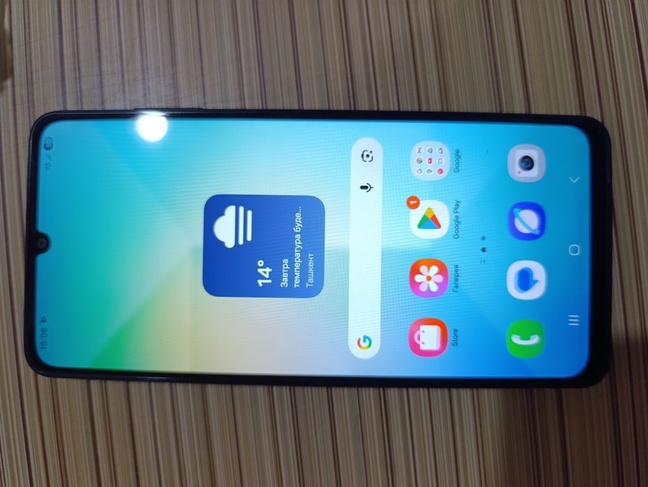 Продам samsung a06