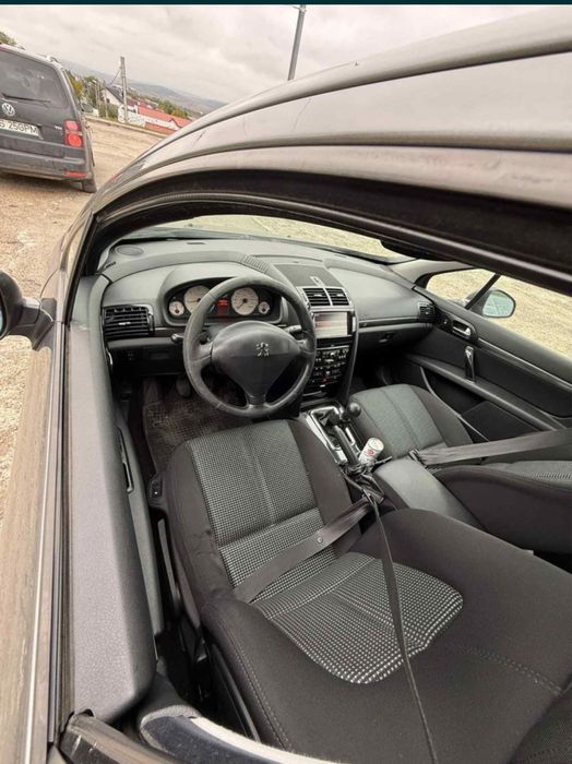 Vand sau schimb peugeot 407