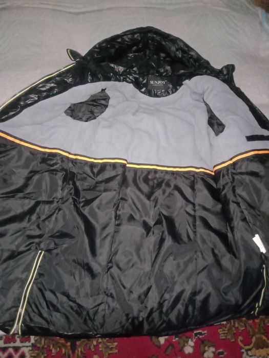 Продам зимнюю куртку