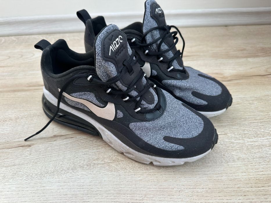 Маратонки NIKE AIR MAX 270 REACT