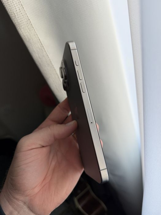 iPhone 15 Pro Max | 256GB | Natural Titanium | 88% Battery