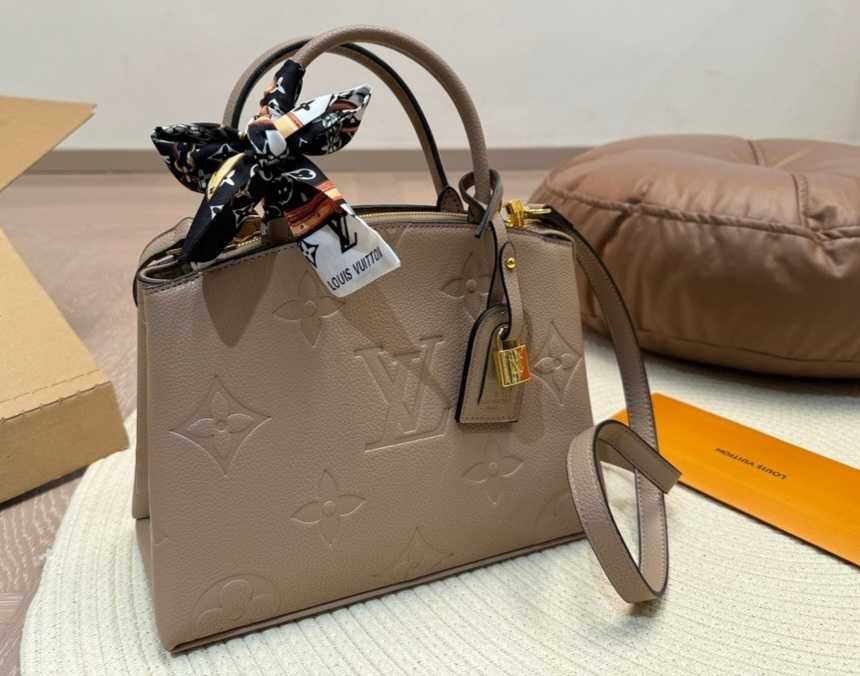 Дамска чанта Louis Vuitton