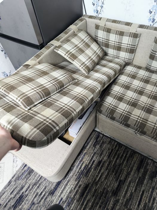 Продам диван на кухню