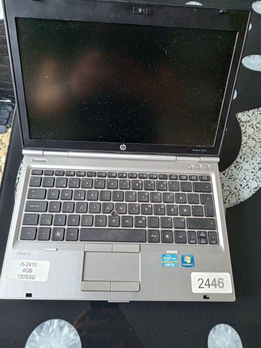Vind laptop HP i5