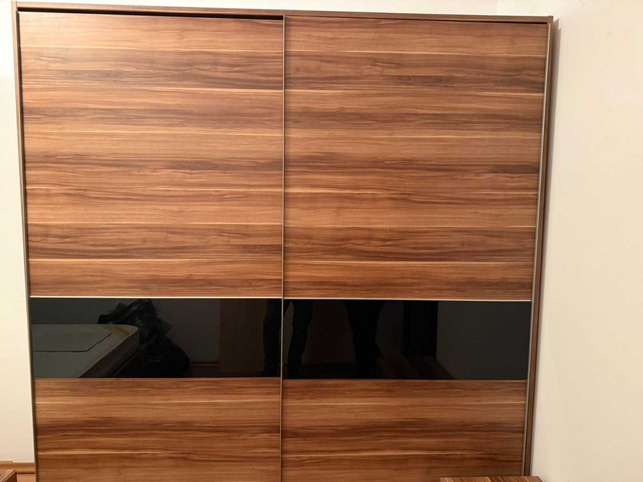 Спален комплект - легло с матрак, гардероб, две нощни шкафчета