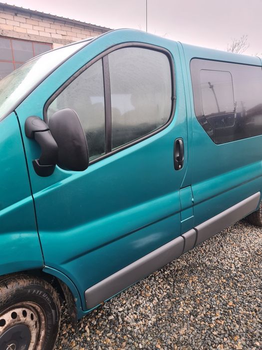 Dezmembrez Opel Vivaro Renault Trafic Nissan 1.9 dti dci F9Q L396