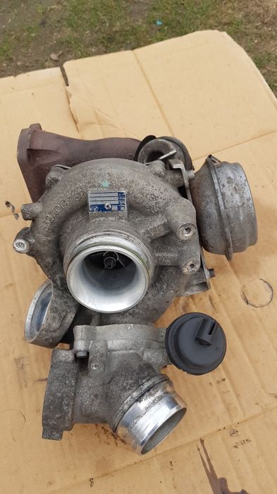 Turbina mare bmw f01 740d x5 x6 e70 e71 306cai biturbo