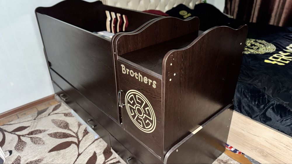 Детская кроватка “Brothers” — стильная, удобная и прочная!