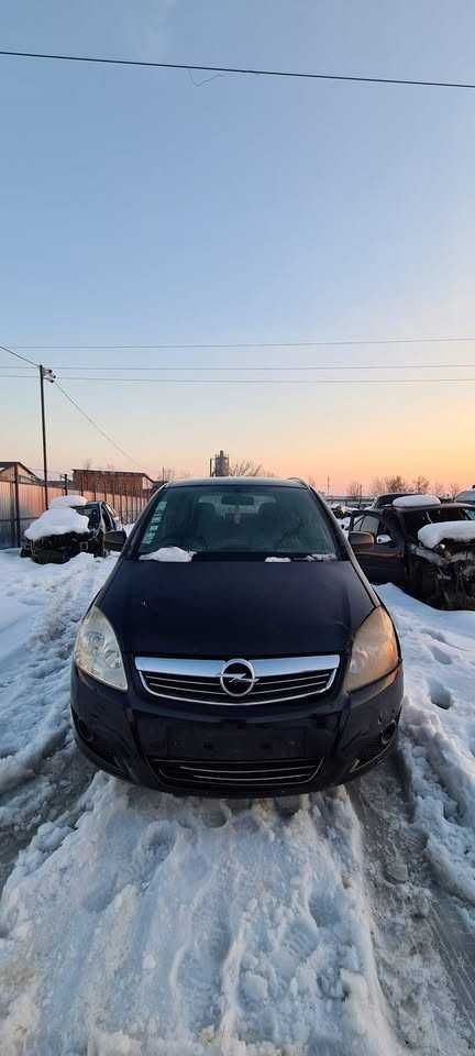 Dezmembram Opel Zafira an 2010 motor 1.7 CDTI euro 5 cutie in 6 viteze