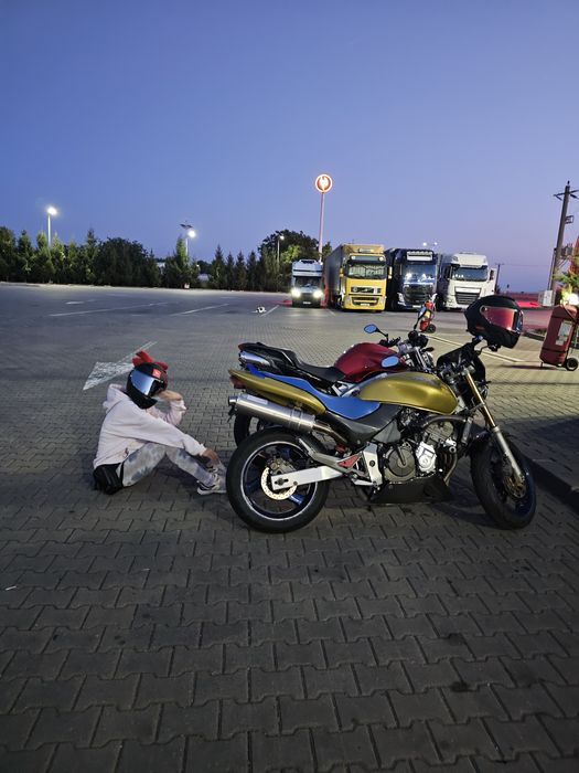 Hornet 600 pc34 Honda