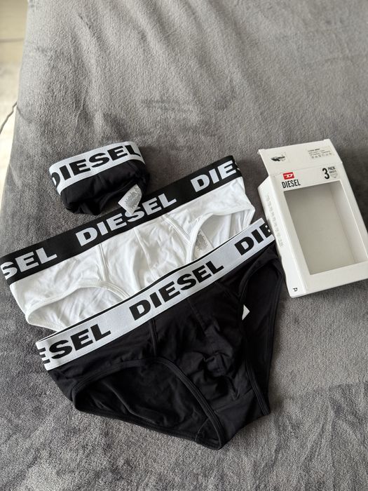 Diesel set 3 chiloti alb-negru marimea L noi originali