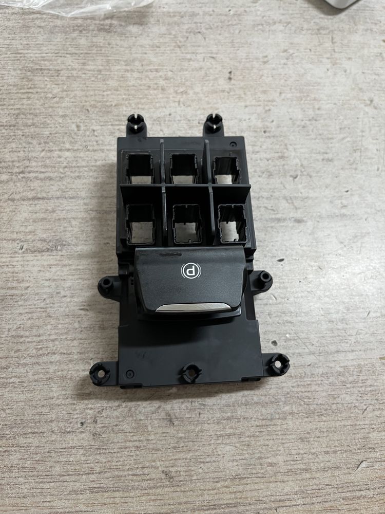 Buton frana parcare Hyundai Tucson 2015–2019