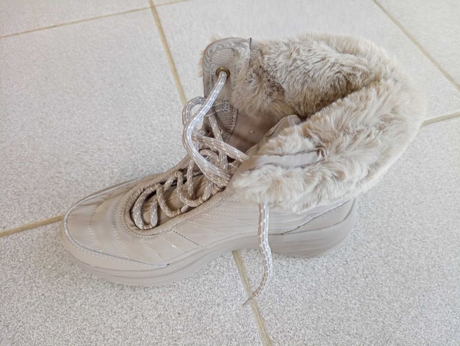 ghete Skechers  marimea 36