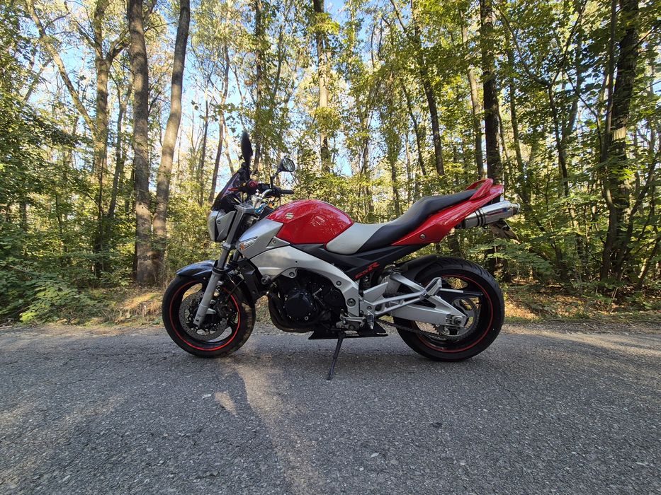 Suzuki GSR 600 2006