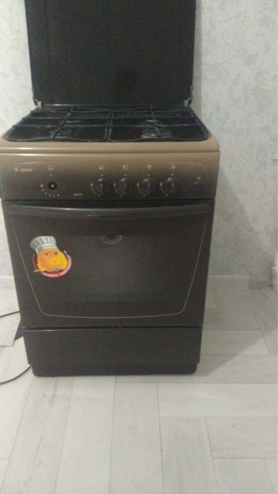 Газовая плита продаётся