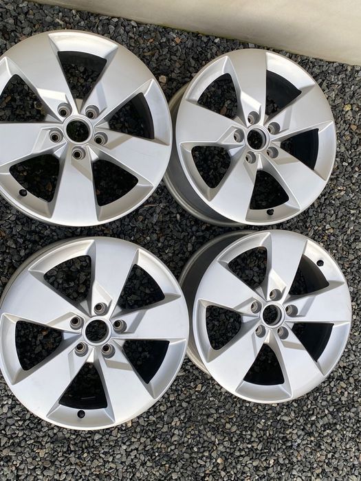 Jante 5x112 R17 gama Vag