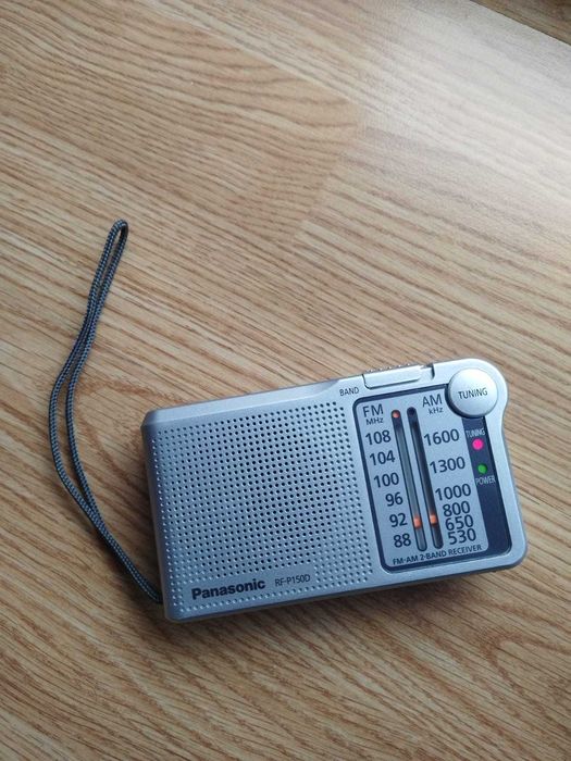 Radio Panasonic RF-P150D, AM/FM cu baterii AA Functional