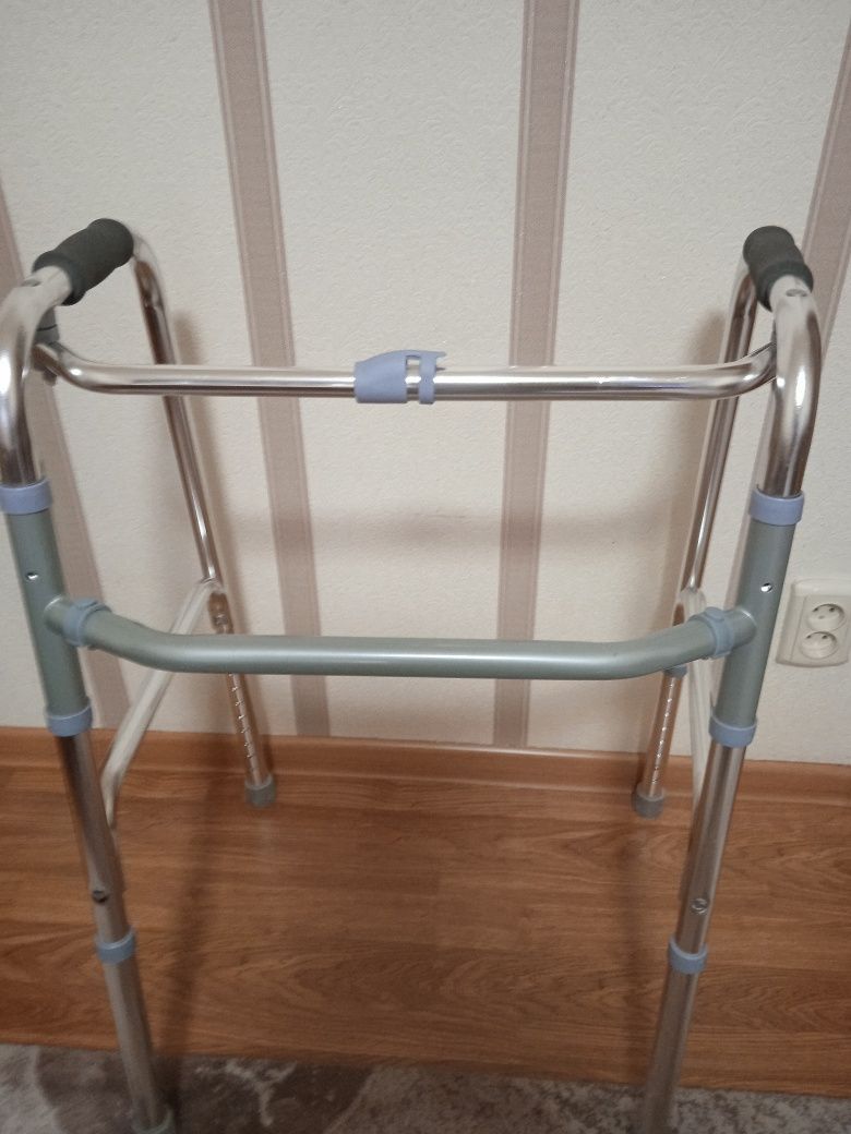 Ходунки универсальные