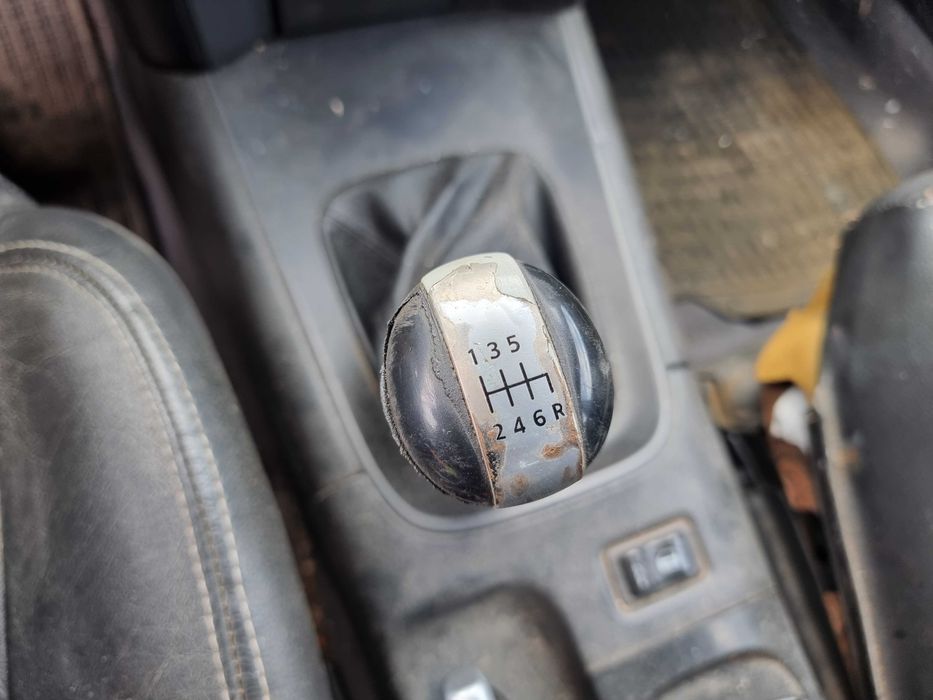 Нисан примера NISSAN PRIMERA 2.2 дизел 2003 г 6с.к само на части