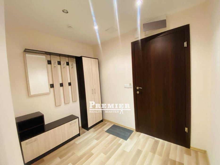 Голям тристаен апартамент в Слънчев бряг