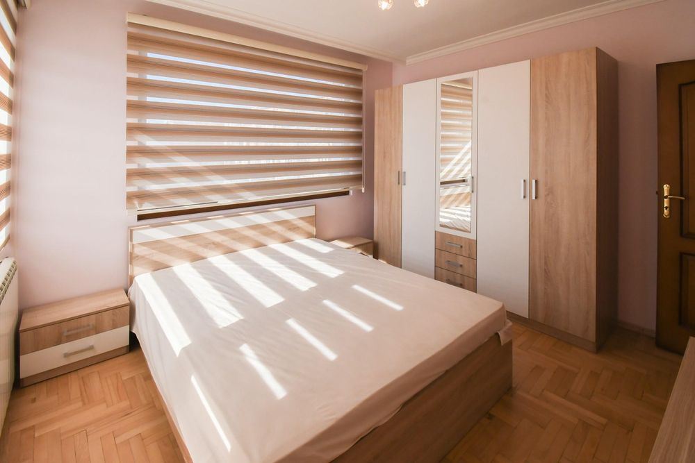 Дава се под наем Етаж от къща в София, Надежда 4 - 150 кв.м за 1495.83 € - Снимка #7