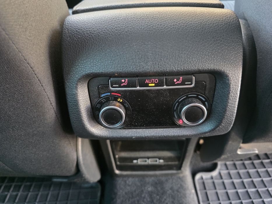 Volkswagen Sharan/ Seat Alhambra 2.0 tdi climatronic pe 3 zone  carlig
