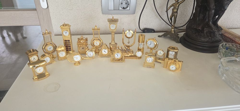 Colecție ceasuri miniatura