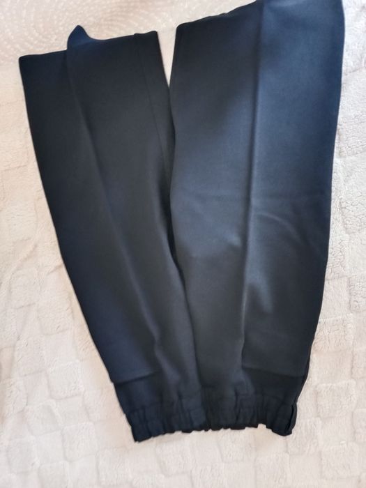 Продам Брюки 1000