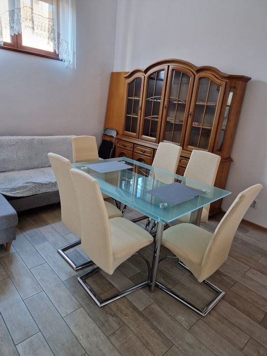 Închiriez apartament