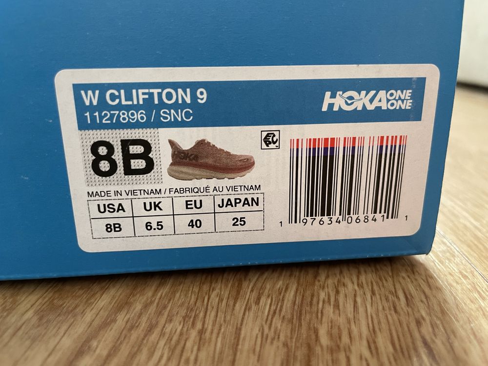 HOKA ciflon 9 обувки за бягане- ЧИСТО НОВИ