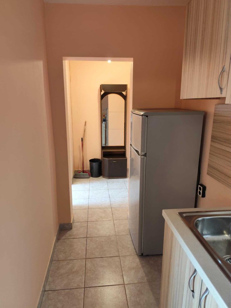Дава се под наем Едностаен апартамент в Русе, Център - 45 кв.м за 255 € - Снимка #8