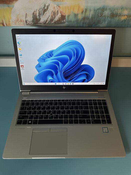 HP EliteBook 15.6” - Intel Core i7 - 8Gb RAM - SSD240Gb -full aluminiu