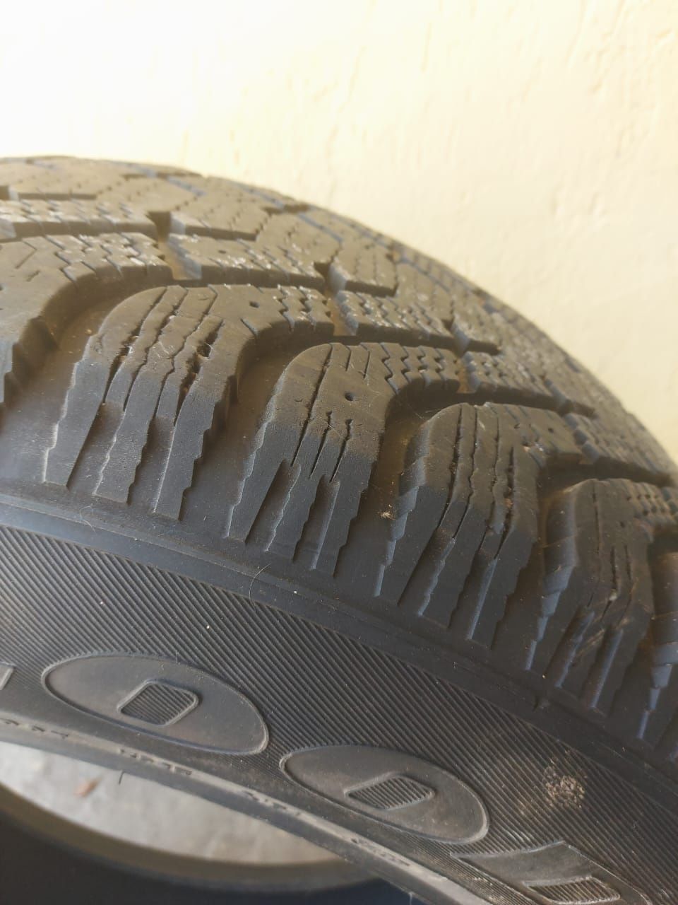 Зимняя шина лепучка 265/60R18