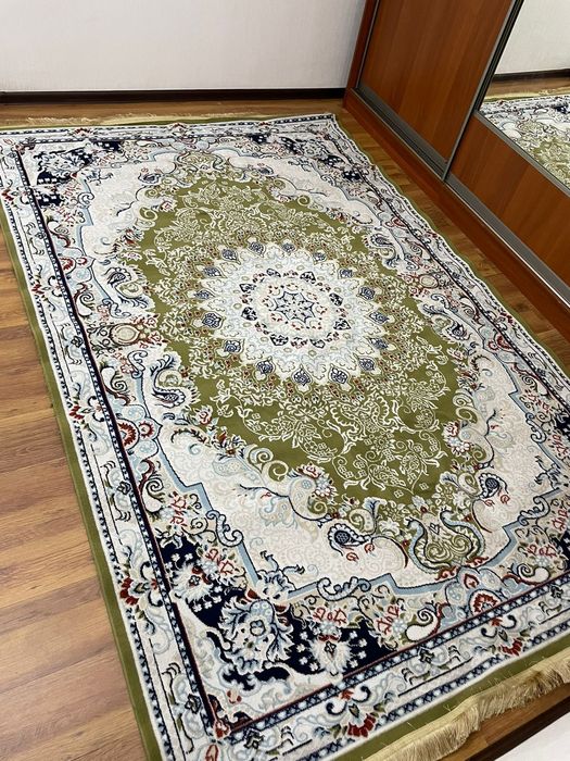 Ковер 2*3м, состояниясы жаксы, жуылған. Турция. 2 шт