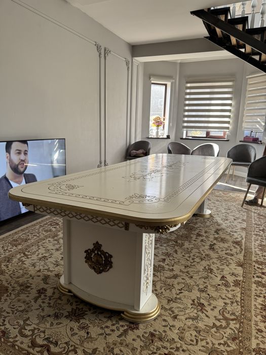 Стол гостевой на 3 метра