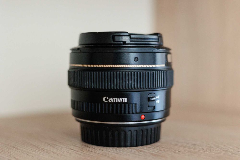 Canon 5D mark 3 DSLR Full Frame + obiectv Canon 50mm f1.4 Ultrasonic