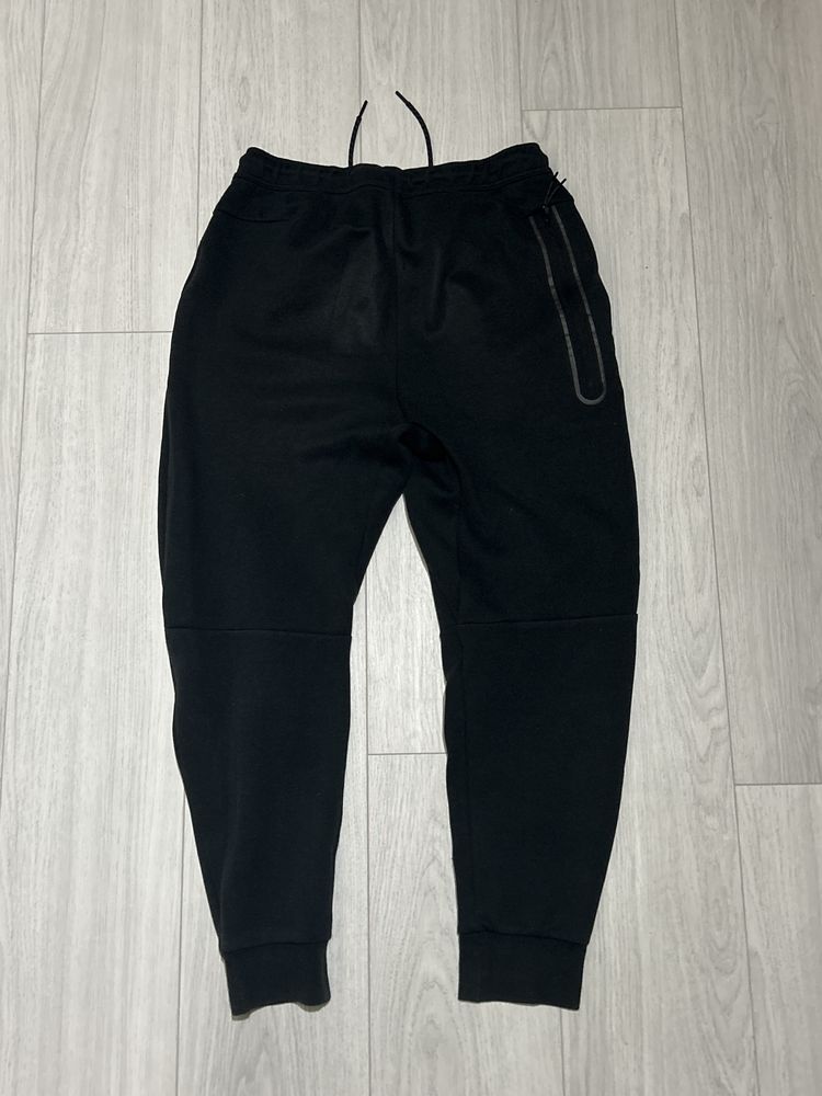 Nike Tech Fleece долнище