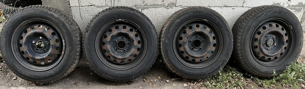 Железни джанти 14 5х100 бонус някакви гуми.