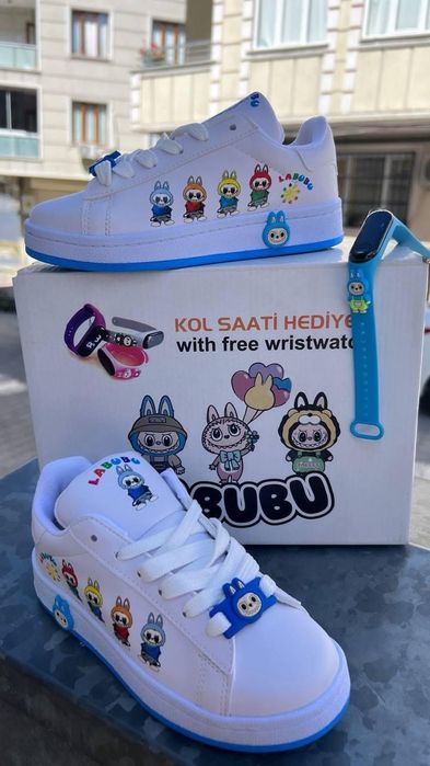Adidași Labubu +ceas